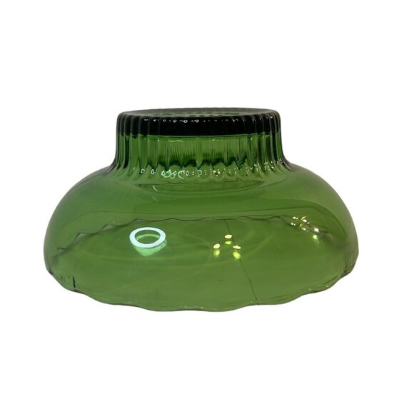 VTG EO Brody M2000 Scallop Edge Emerald Green Glass Ribbed Base Bulb Bowl 6.75" - Picture 9 of 11